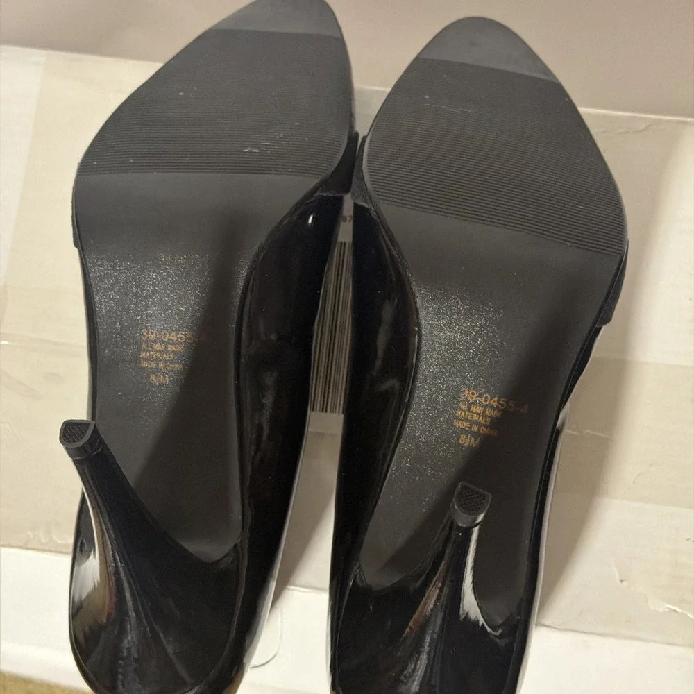 Chadwick's Women's Black Patent Leather Heels 8.5‎ M